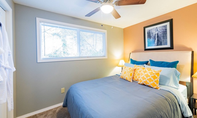 Marietta-Alderwood House | Explore Bellingham, minutes Airport WWU & Downtown
