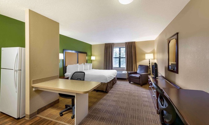 Germantown Hotel | Extended Stay America Suites Washington DC Germantown Milest