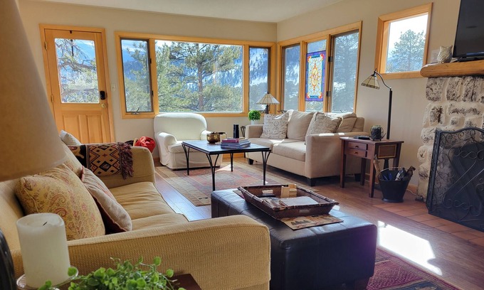 Estes Park Cottage | Extended Stays Only 30 + days. Email owner for special pricing & availability.