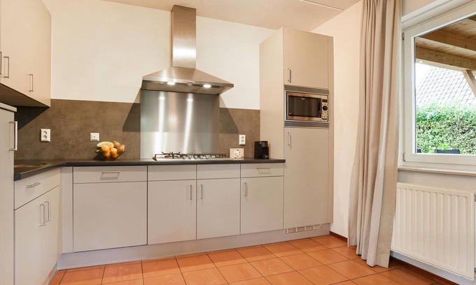 Municipality of Valkenburg aan de Geul Villa | Extra luxury 8-person villa in the holiday park Landal Kasteeldomein De Cauberg