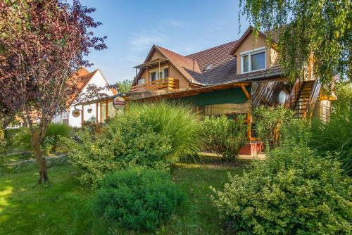 Tiszafured Apartment | Füredi Apartman
