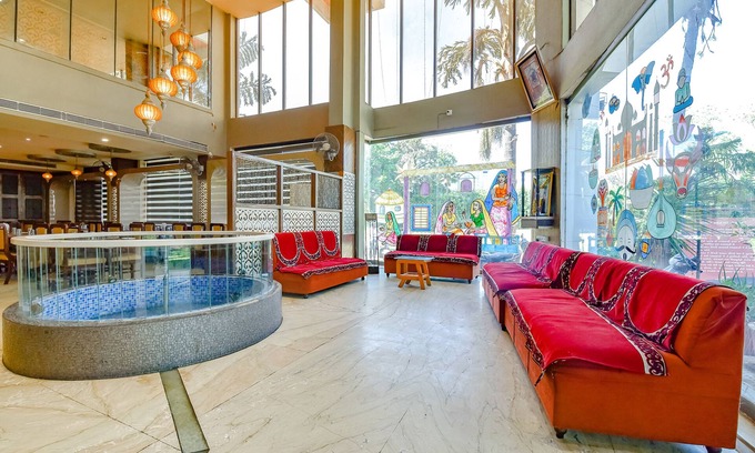 Vadodara Hotel | Fabexpress Riya Revati Resort