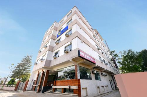 Chandigarh Hotel | FabHotel HC Mount View