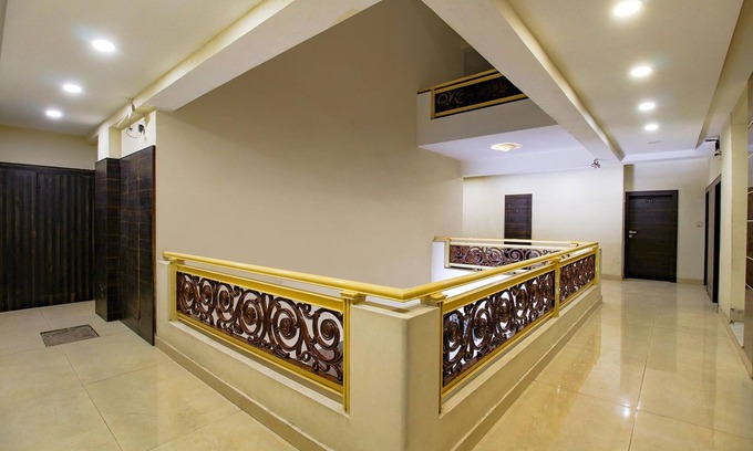 Maharana Pratap Nagar Hotel | Fabhotel Kamla Regency