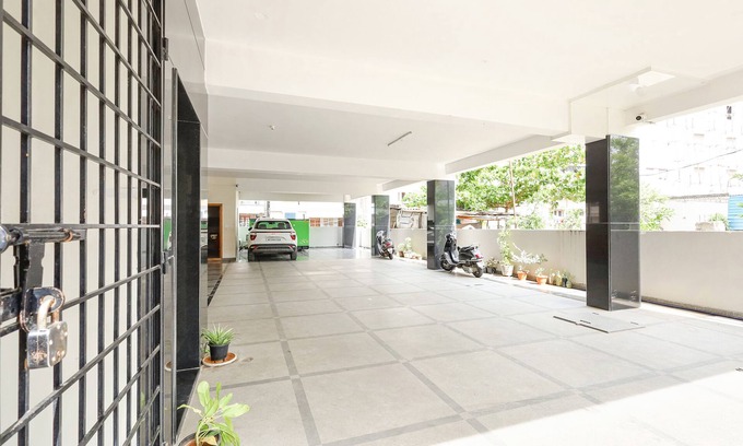 Tirupati Hotel | Fabhotel Karthikeya Residency
