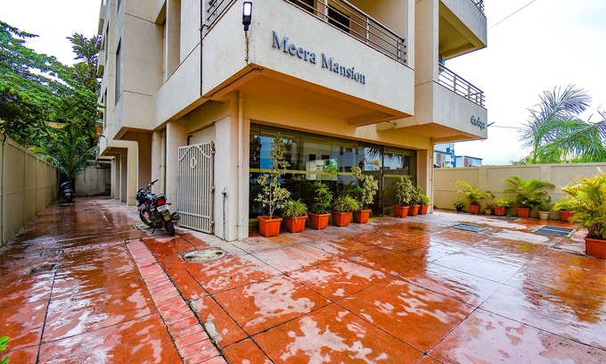 Pune Hotel | Fabhotel Mountain High Inn