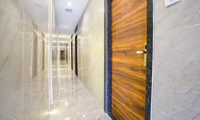 Kurla West Hotel | FabHotel Prime Palm Grove