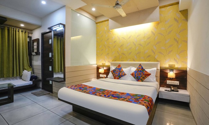 Vadodara Hotel | Fabhotel Prime Riddhi Siddhi