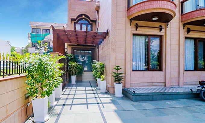 DLF City Hotel | Fabhotel Rr Residency