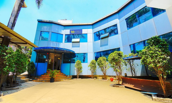 Pirangut Hotel | Fabhotel Saiba Residency