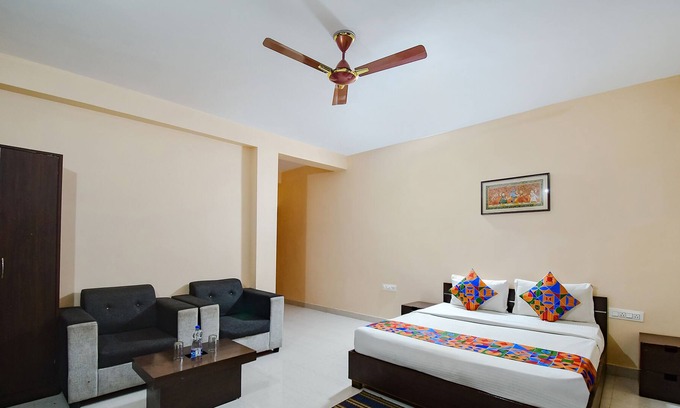 Bhubaneshwar Hotel | FabHotel Shree Residency