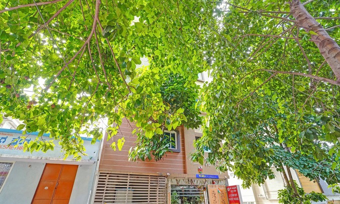 RR Nagar Hotel | Fabhotel Slv Suites