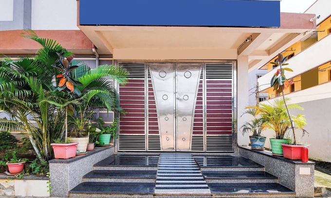 Bhubaneshwar Hotel | Fabhotel Urban Classy