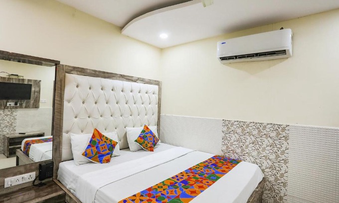 Kanpur Hotel | FabHotel Welcome