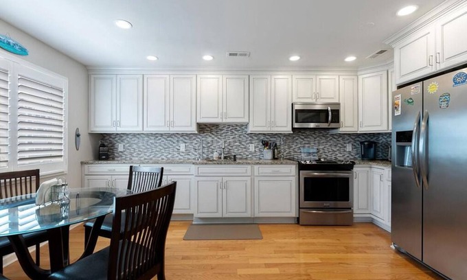 Sea Isle City Condo | Fabulous and Spacious Condo located 3400 Landis at The Seamark Condominiums