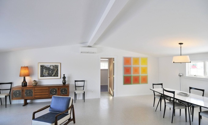 Waldoboro House | Fabulous Cottage on Pristine Broad Bay