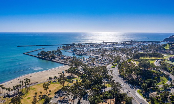 Del Obispo Condo | Fabulous Dana Point Beach Home With Ocean Views