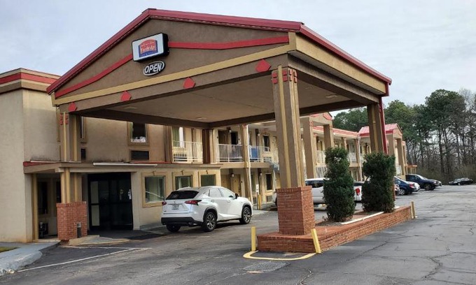 McDonough Hotel | FairBridge Inn & Suites