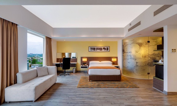 Usman Pura Hotel | Fairfield by Marriott Ahmedabad