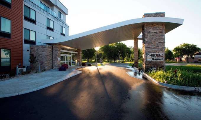 Detroit Lakes Hotel | Fairfield Inn & Suites by Marriott Detroit Lakes