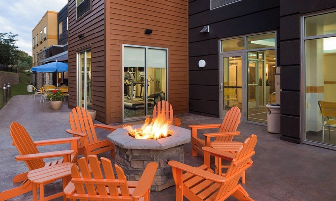 Athens Hotel | Fairfield Inn & Suites Athens