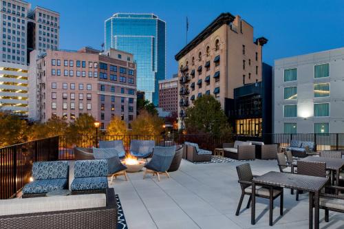 Downtown Fort Worth Hotel | Fairfield Inn & Suites Fort Worth Downtown/Convention Center