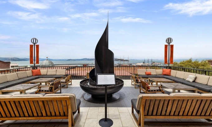Russian Hill Apartment | Fairmont Heritage Ghirardelli Square - 1 Bedroom 1 Bath