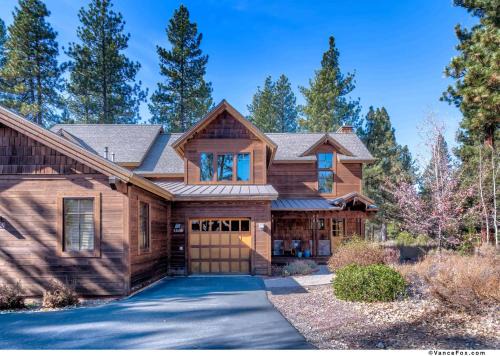 Truckee House | Fairway Drive 13136 by East West Hospitality