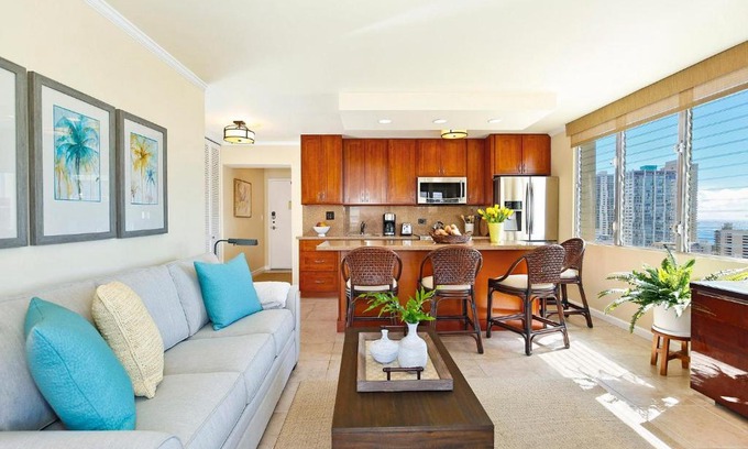 Waikiki House | Fairway Villa #2202