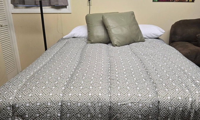 Windsor Apartment | Fall in Love with New England Charm this Fall!