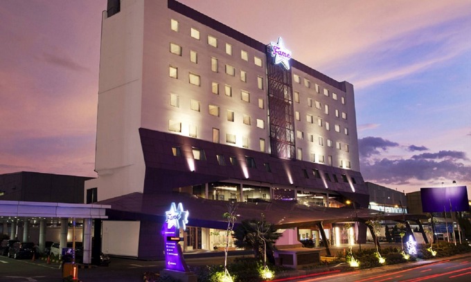 Tangerang Hotel | Fame Hotel Gading Serpong