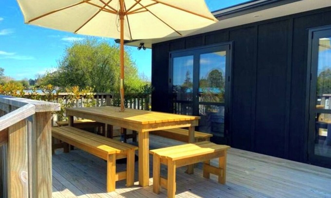 Mangakino House | Family Escape to the lake