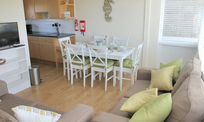 Westleigh Ski Chalet | Family Friendly Chalet, A Stone's Throw from the Sea