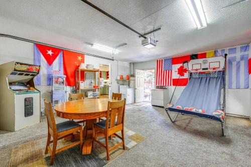 Clovis House | Family-Friendly Clovis Home with Gas Grill and Patio!