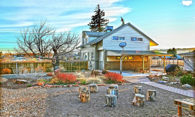 Arvada House | Family-Friendly Farmhouse in Arvada close to Denver, Golden, Red Rocks