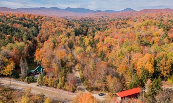 Morrisville Cottage | Family-friendly, hot tub, full kitchen, 4 bedroom, deck, yard, dogs allowed.