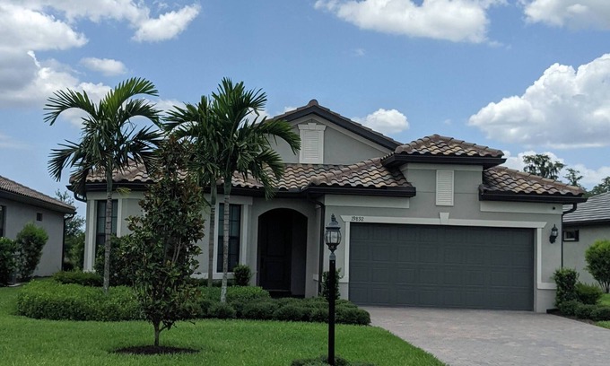 Biggar House | Family Friendly/Resort Style Pool Community