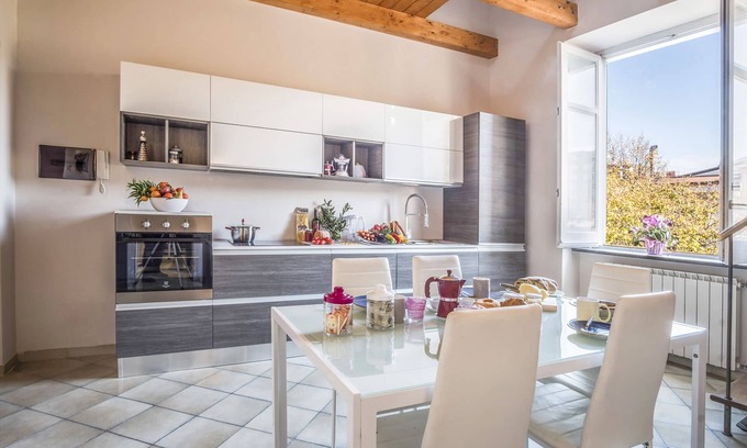 Sorrento City Centre Apartment | family-friendly, Sorrento-Center, WI-FI