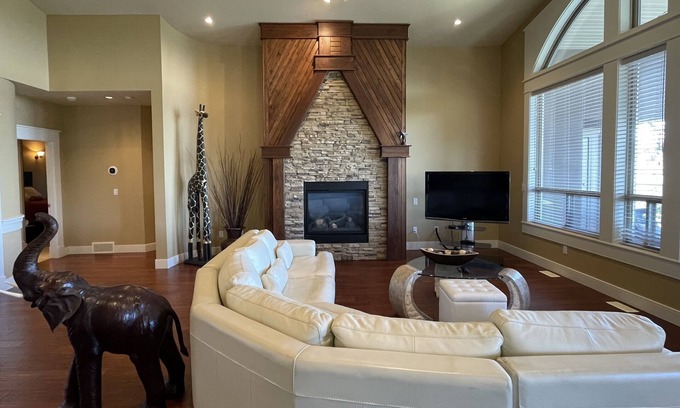 Southwest Mission House | Family Home in Upper Mission