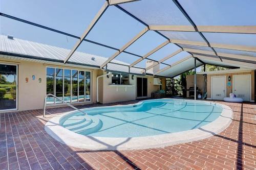Port Saint Lucie House | Family Home W Pool, Dining Room, And Golf View