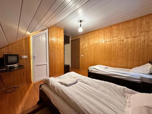 Kazbegi Hotel | Family Hotel Parnas 2250
