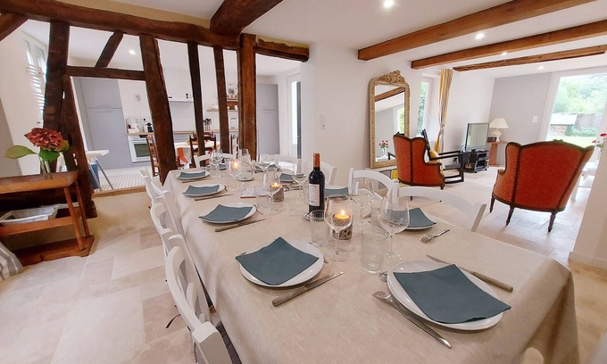 Saint-Poix Cottage | Family Retreat with Garden, Near Leisure Activities