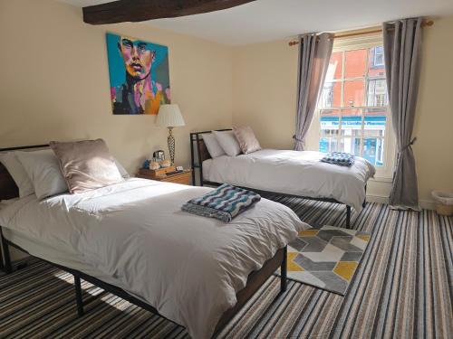Llanidloes Hotel | Family room 2
