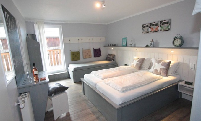 Ledenitzen House | Family room with 2 bedrooms - Der Forellenhof