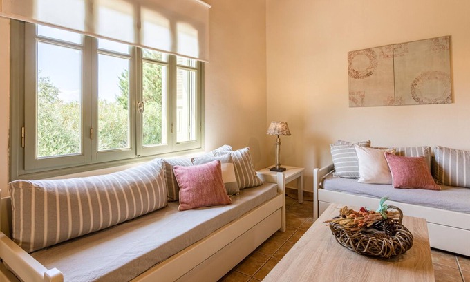 Stoupa Villa | FAMILY STONE VILLA 4 - Villas Lithos, Stoupa Mani, Lekftro, West Mani
