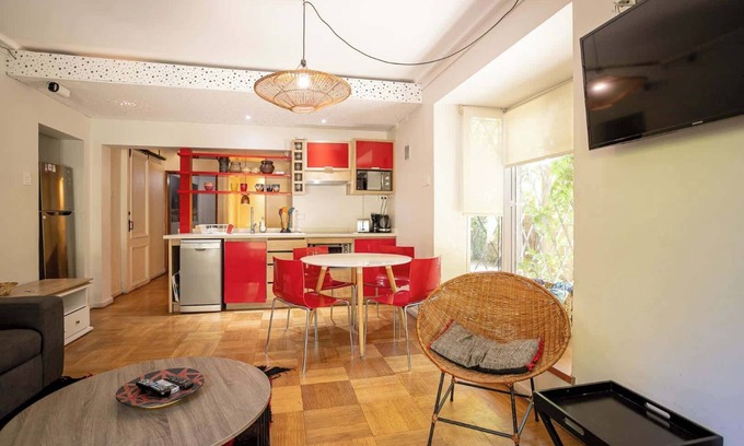 Providencia Apartment | FamilyTime Retreat: Chic 2BR Duplex with Pool in Providencia