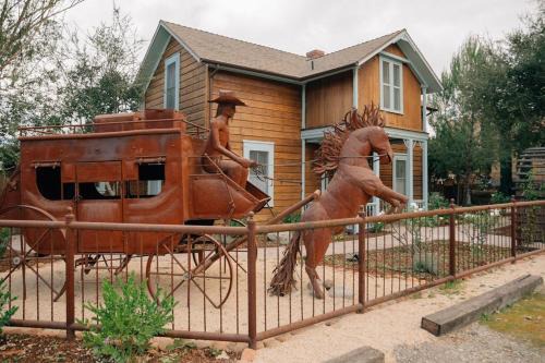 Los Alamos House | Famous St Joe's Heritage House of Los Alamos