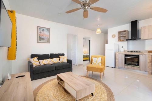 Moorea-Maiao House | Fare Mehiata 2, free canoe
