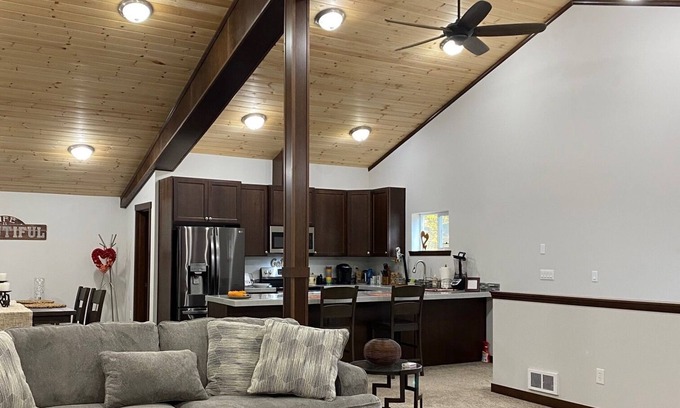 Oak Harbor Apartment | Farm Stay with your Horse! Upstairs Loft for you, updated Barn for your horse!