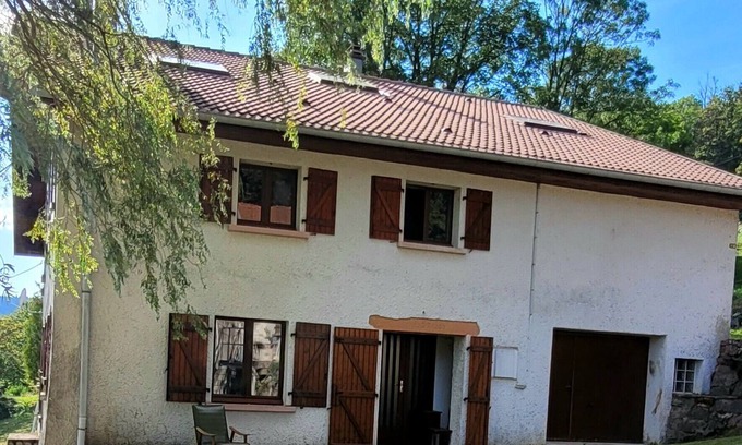 Saulxures-sur-Moselotte Other | Farmhouse in a green mountain setting. Pets welcome!